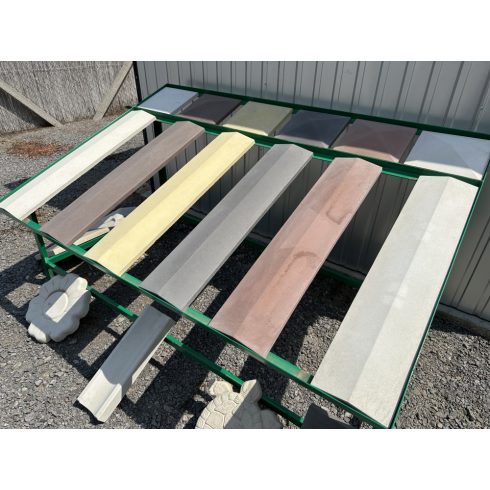 Letisztult hatású fedlap (anyagában színezett)