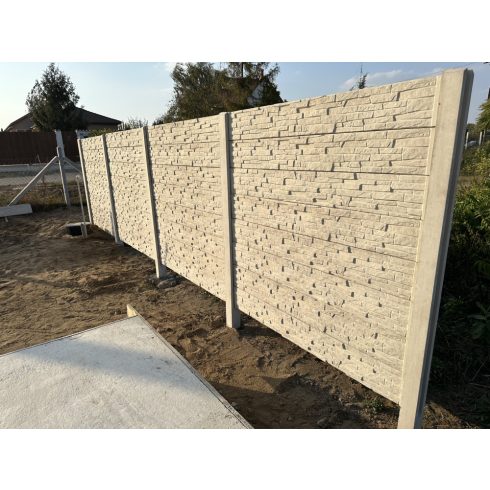 Kerítés betonpanel elem